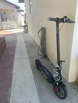 Electric scooter