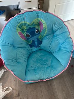 Stitch chair