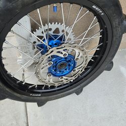 Y z four twenty six rim And?
Saned Tire