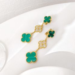 Van Cleef & Arpels Four-Leaf Clover Multi-Flower Ear Studs