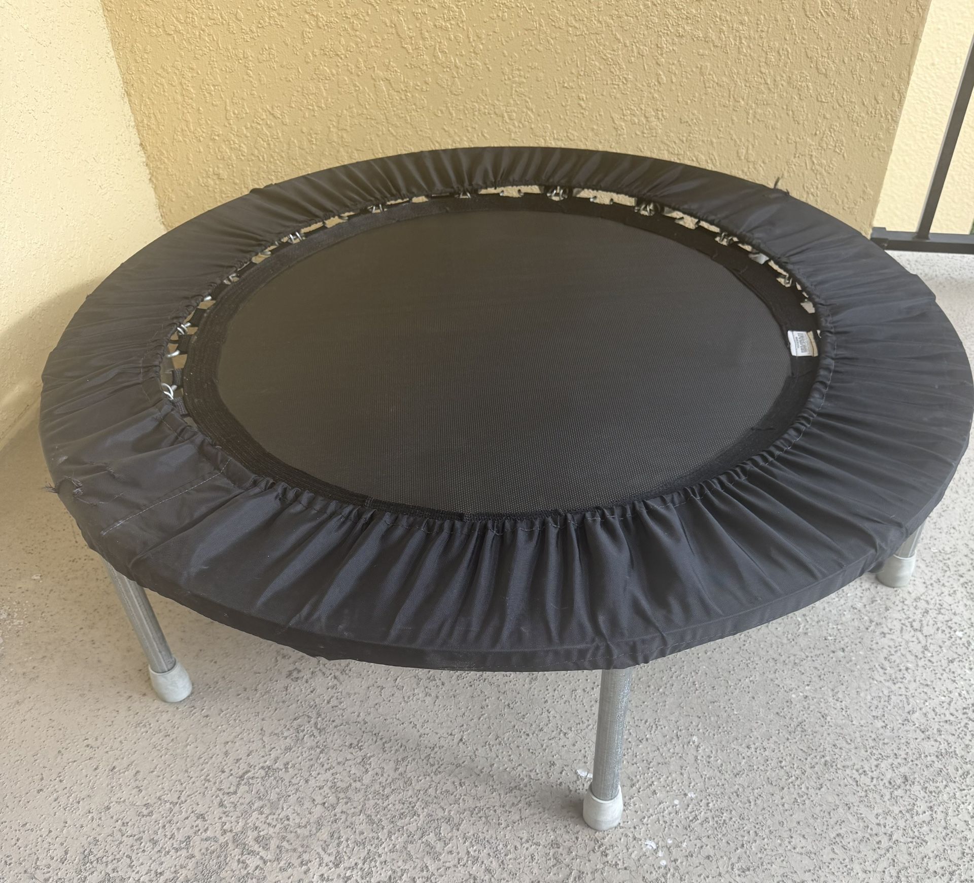 Needak 40” Foldable Rebounder