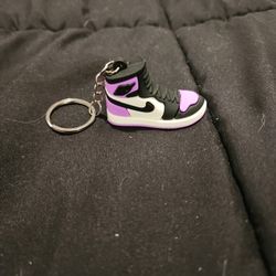 3D CUSTOM SHOE KEYCHAIN