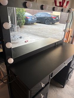 Black vanity desk