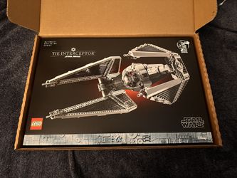 Lego StarWars UCS TIE Interceptor 75382