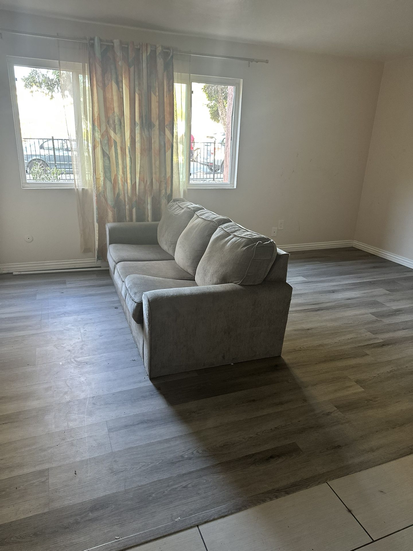 Free Couch
