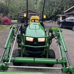 John Deere Tractor 