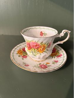 Vintage tea cup and saucer