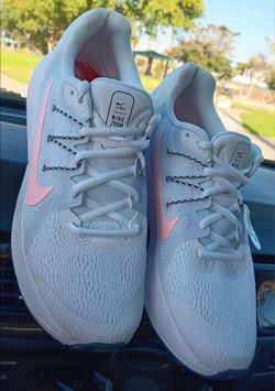 Tenis Nike