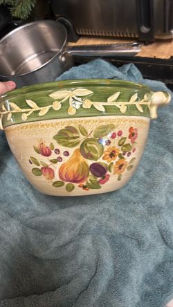 Hand-Painted Ceramic Bowl with Fruit Design