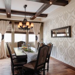 Pottery Barn Style Dining Room Table with 8 chairs