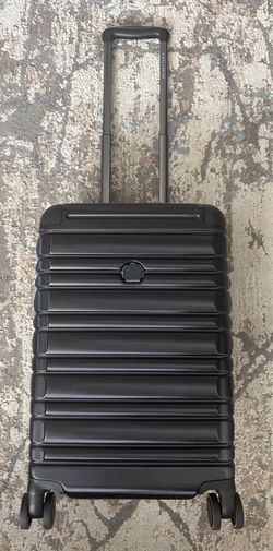 Delsey Paris Hardside Spinner Carry-on size 22"