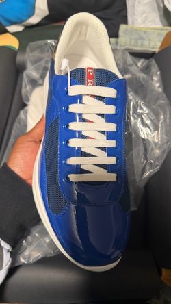 Prada size 7 euro 40