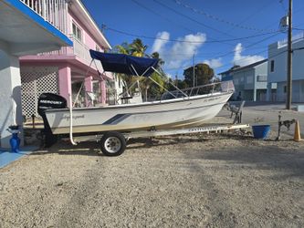 Aquasport 17ft Center Console Boat