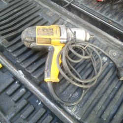 DeWalt Corded Impact Wrench 3/4