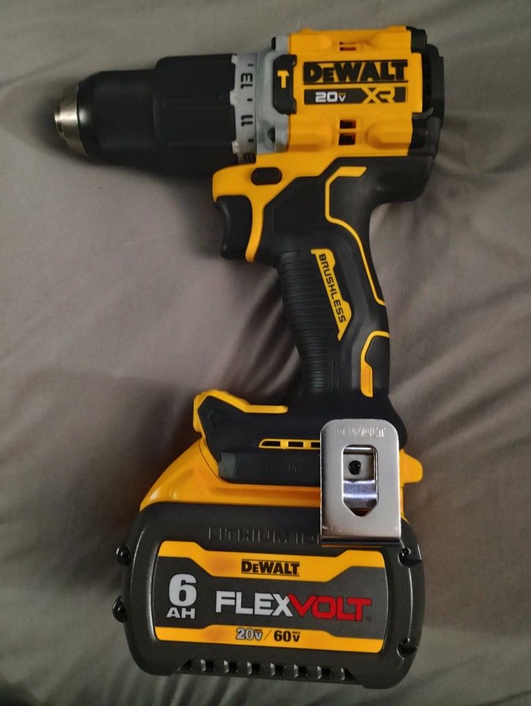 DeWalt Hammer Drill With Battery