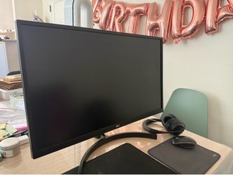 LG 27UK500-B 27” 4K UHD IPS Monitor — HDR10 / FreeSync / Box