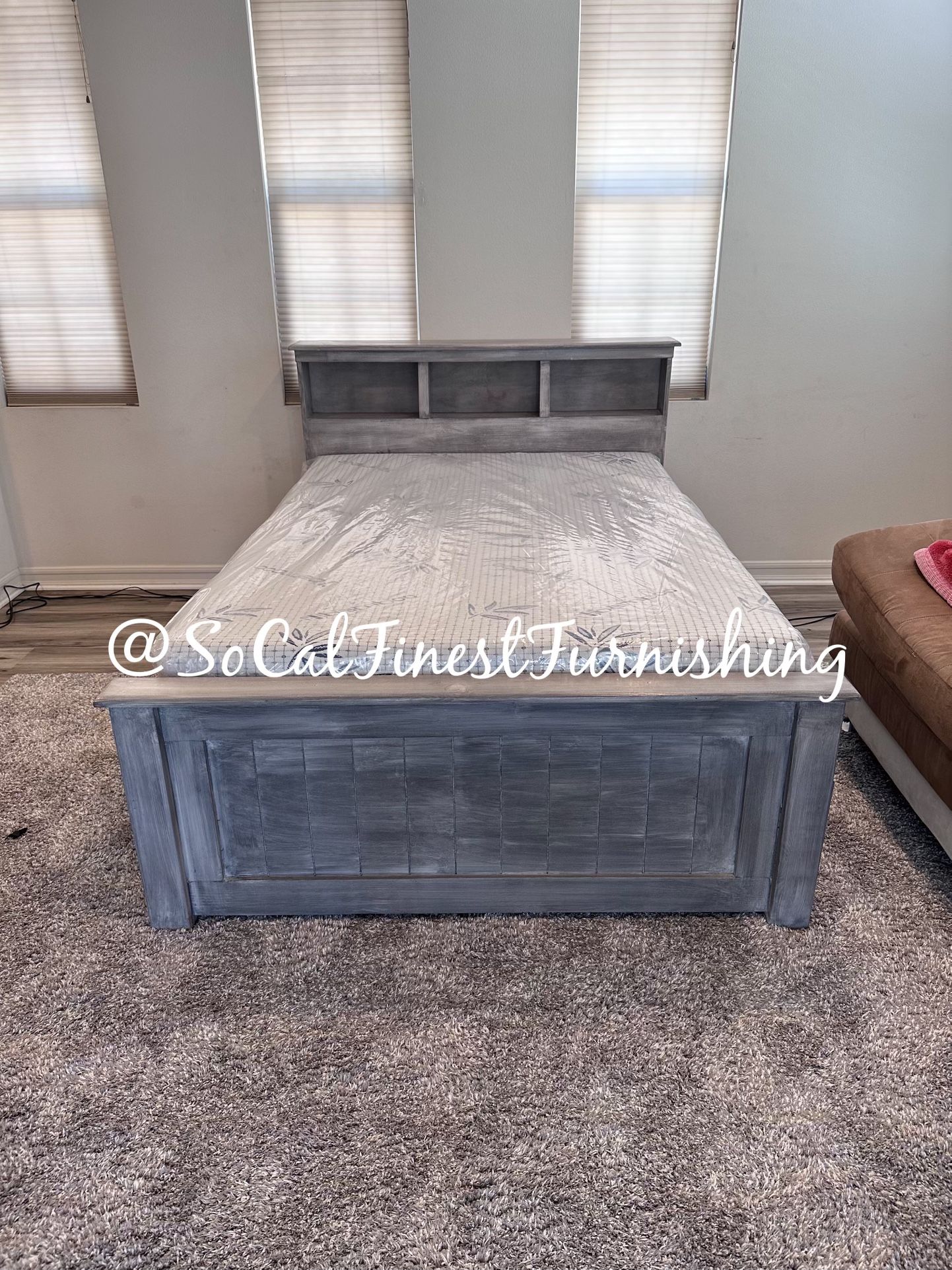 New Full Bed With Memory Foam Mattress