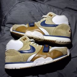 Nike Air Trainer 1 Shoes (Size 8)