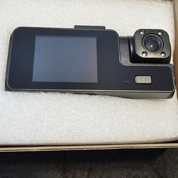 New 3 Camera Dash Cam And Memory Chip Included