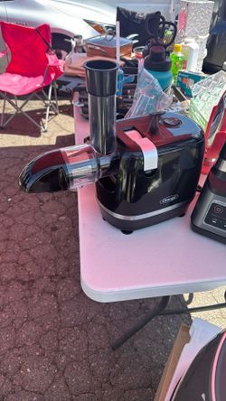 Omega Juicer - Cold Pressed Juice 