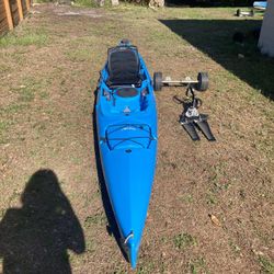 Hobie Revolution 16 Pedal Fishing/touring Kayak