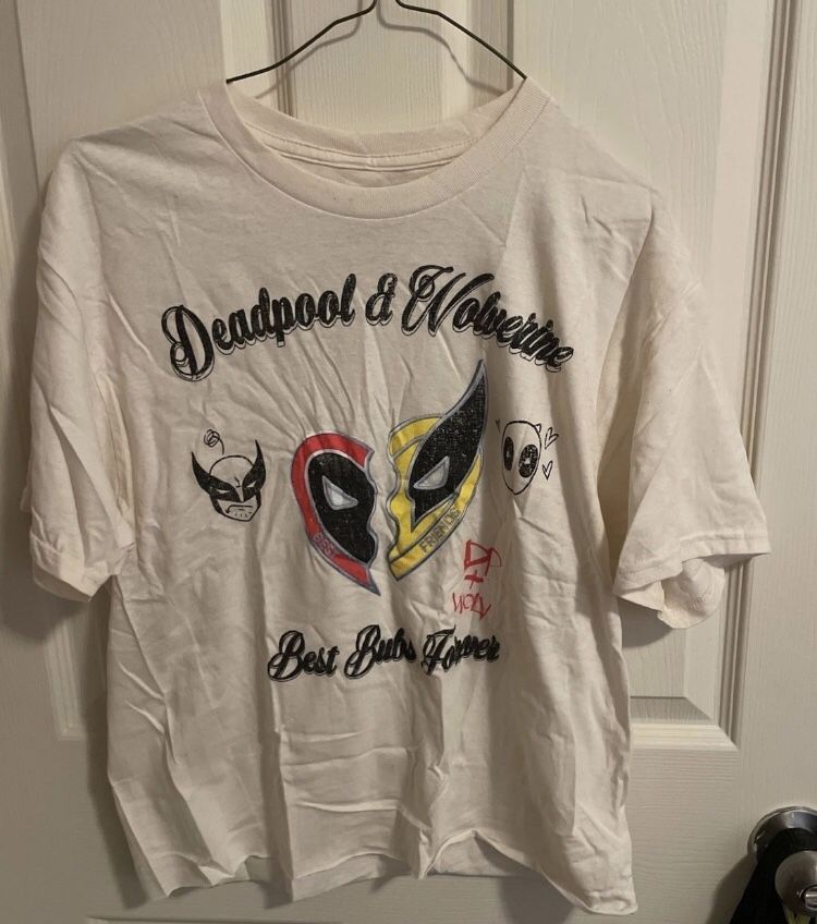 Deadpool And Wolverine Women’s M