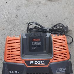 Cargador RIDGID