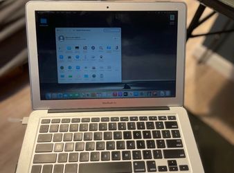 Apple Laptop