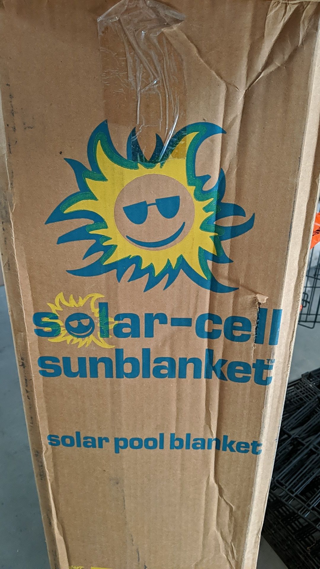 Solar-cell sunblanket, hottub
