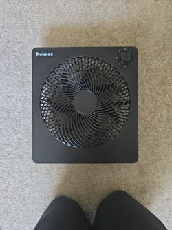 *Please Read Description* Holmes 10 Inch Rechargable Portable Fan