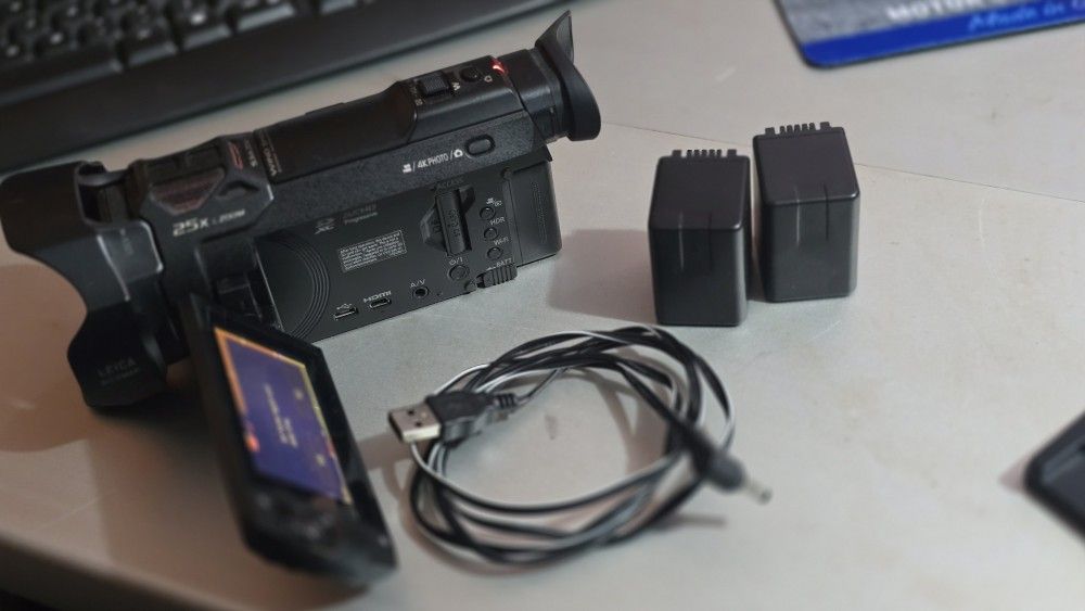 Panasonic HC-WXF991 (4K & WIFI)