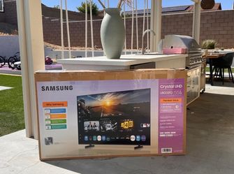 55” Samsung smart 4k led Uhd tv