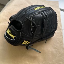 Wilson A2000 Right Handed Clayton Kershaw Edition 