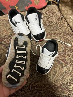 Jordan $45 Size 8 Cada Uno 45
