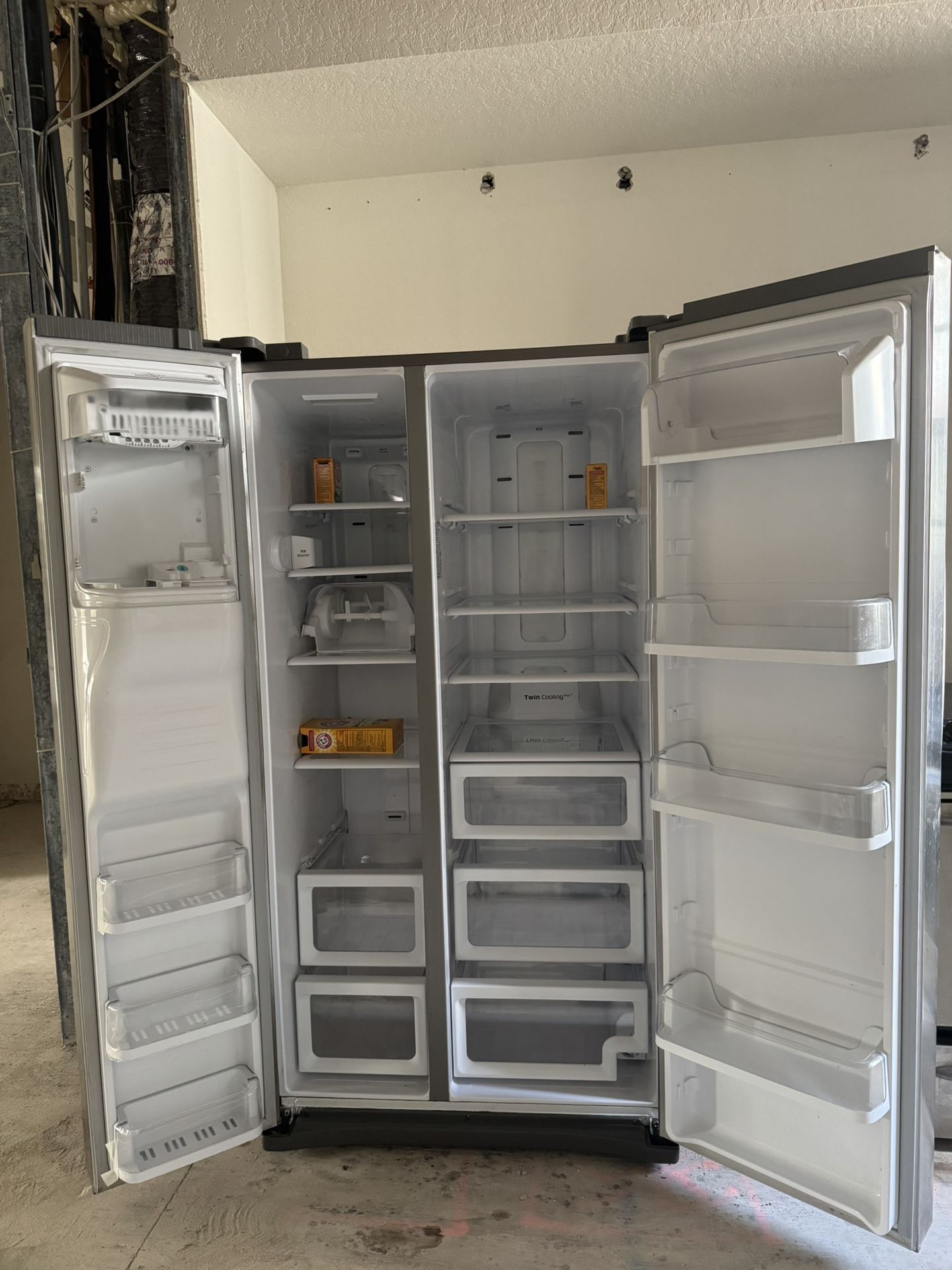Working Samsung Refrigerator 