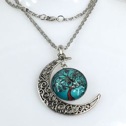 BEAUTIFUL WOMEN NECKLACE 