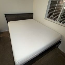 Queen Bed With Mattress