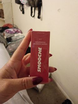 Smooche Color Changing Foundation SPF 15