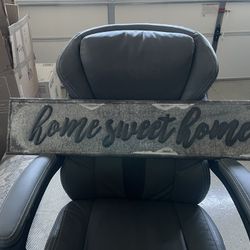 Metal “Home sweet Home” Sign