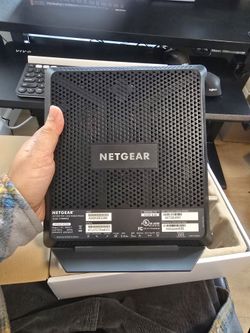 Netgear Nighthawk AC1900 Router DOCSIS 3.0 C7000