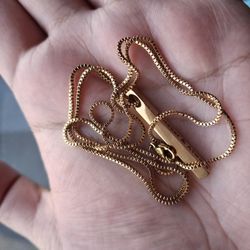 Gold Necklace With Pendant