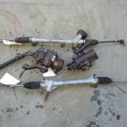 2013-2018 Hyundai Veloster Power Steering Gear Rack and Pinion 93K OEM LKQ