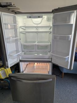 Kenmore fridge freezer