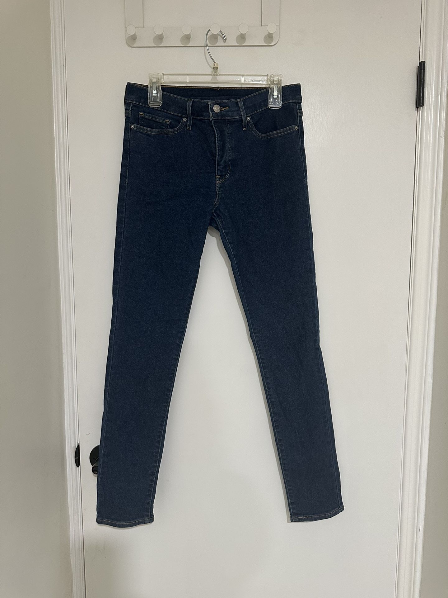 Levi's 311 Shaping Skinny Jeans !