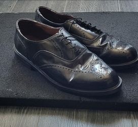 Black Leather Wingtip Brogue Oxford Shoes