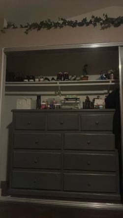 Dresser