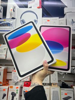 Apple iPad 10th Generation Box
