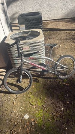 Redline recon volume forks handle bars and rims