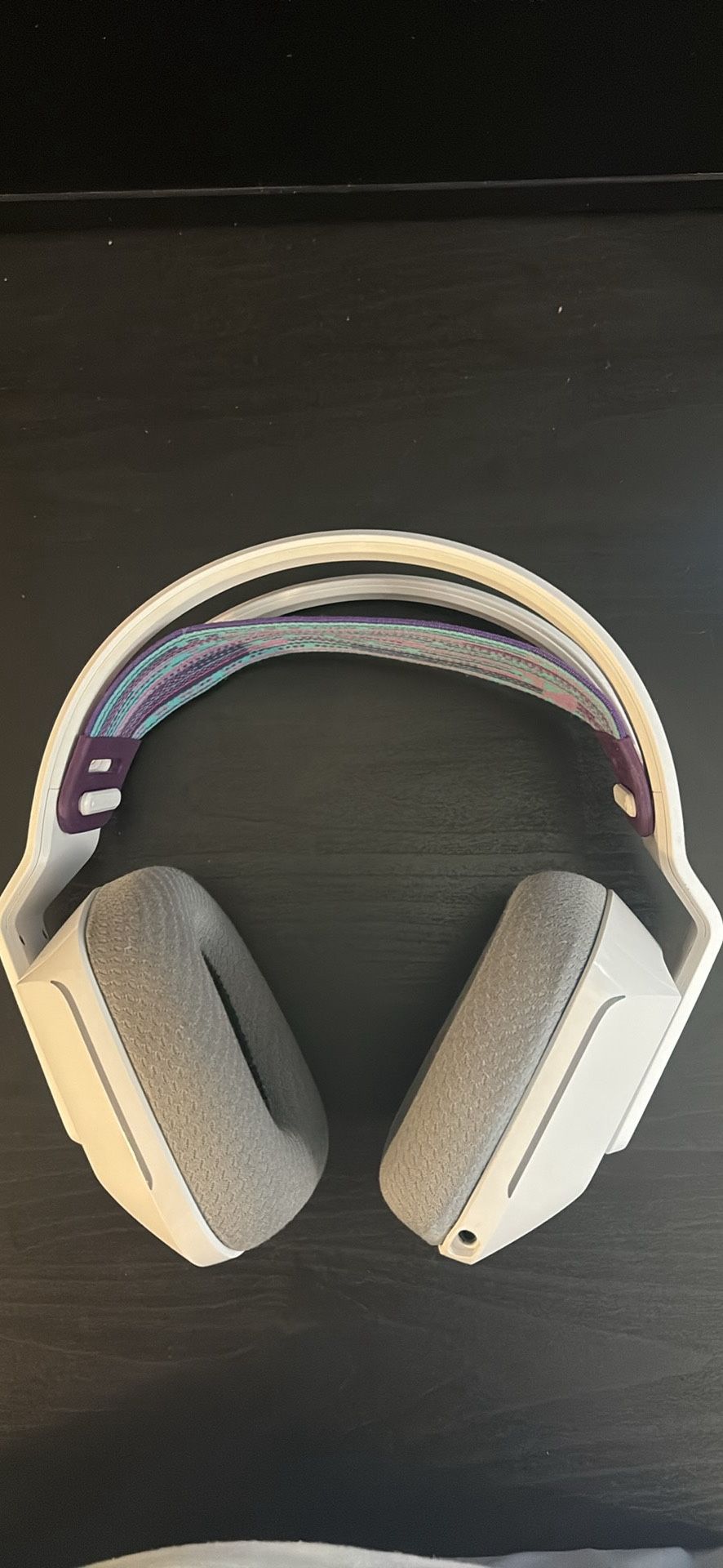 Logitech G733 Lightspeed Wireless Gaming Headset