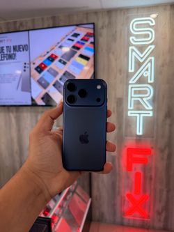 iPhone 17 Pro 256GB Unlocked | Excellent Condition | Great Price